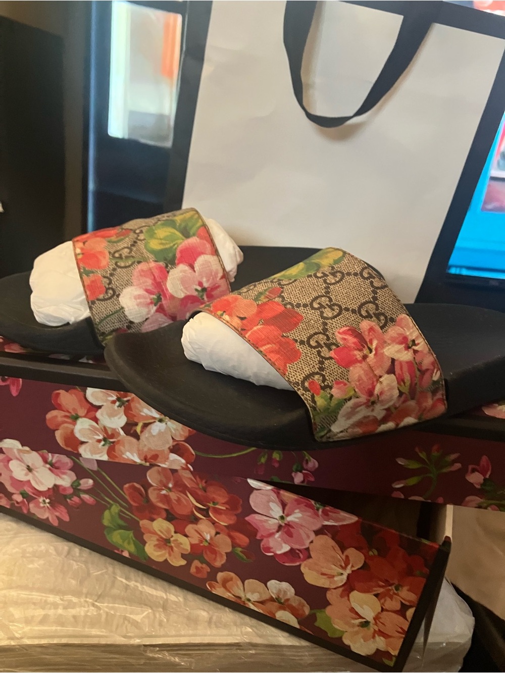 Gucci Floral Logo Slide Sandals